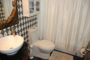 Lawrence Oaks - Residential