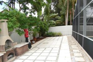 Lawrence Oaks - Residential