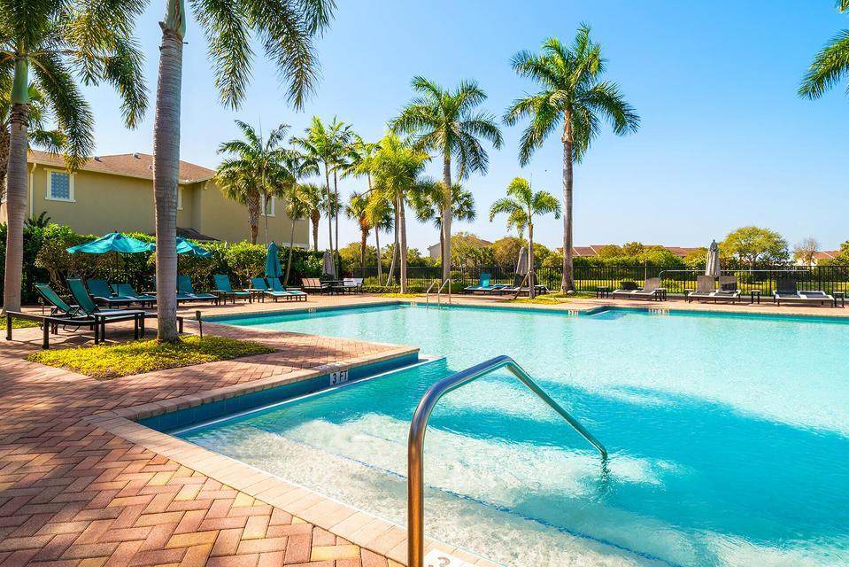 CITYSIDE CONDO - Residential Lease