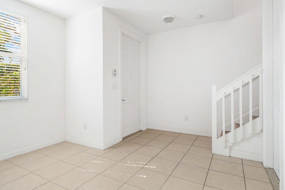 CITYSIDE CONDO - Residential Lease