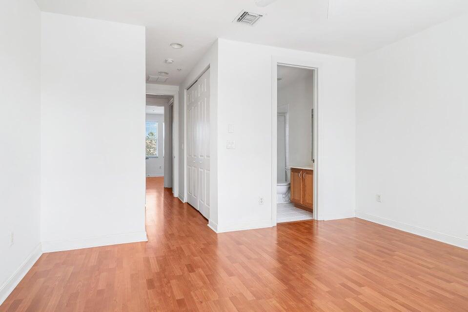 CITYSIDE CONDO - Residential Lease