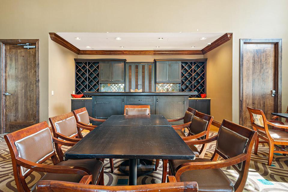 CITYSIDE CONDO - Residential Lease