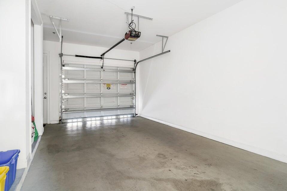 CITYSIDE CONDO - Residential Lease