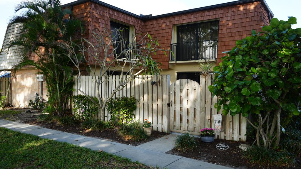 Photo of 273 Arabian Road #273, Palm Springs, FL 33461 (MLS # B26010501)