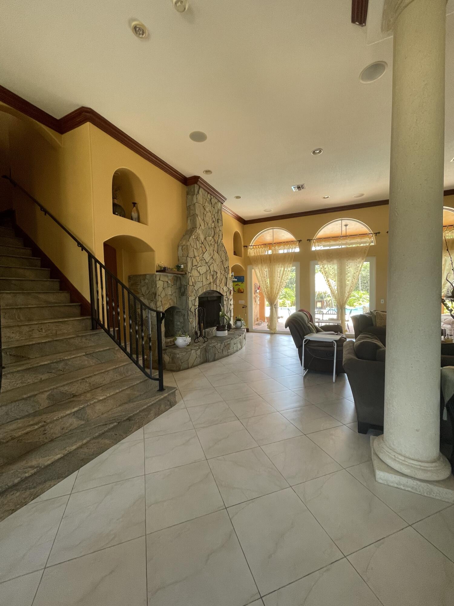 METES AND BOUNDS - Residential