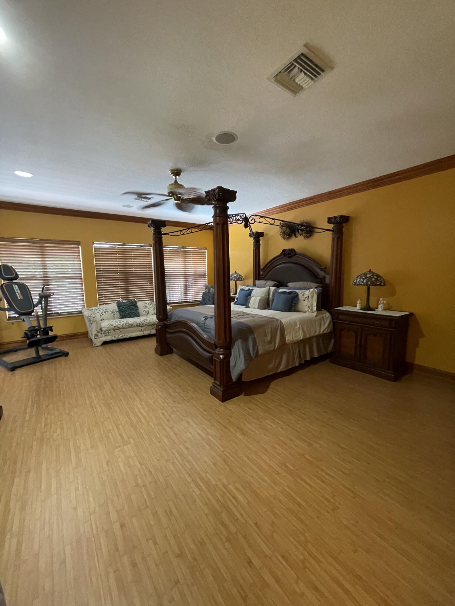 METES AND BOUNDS - Residential