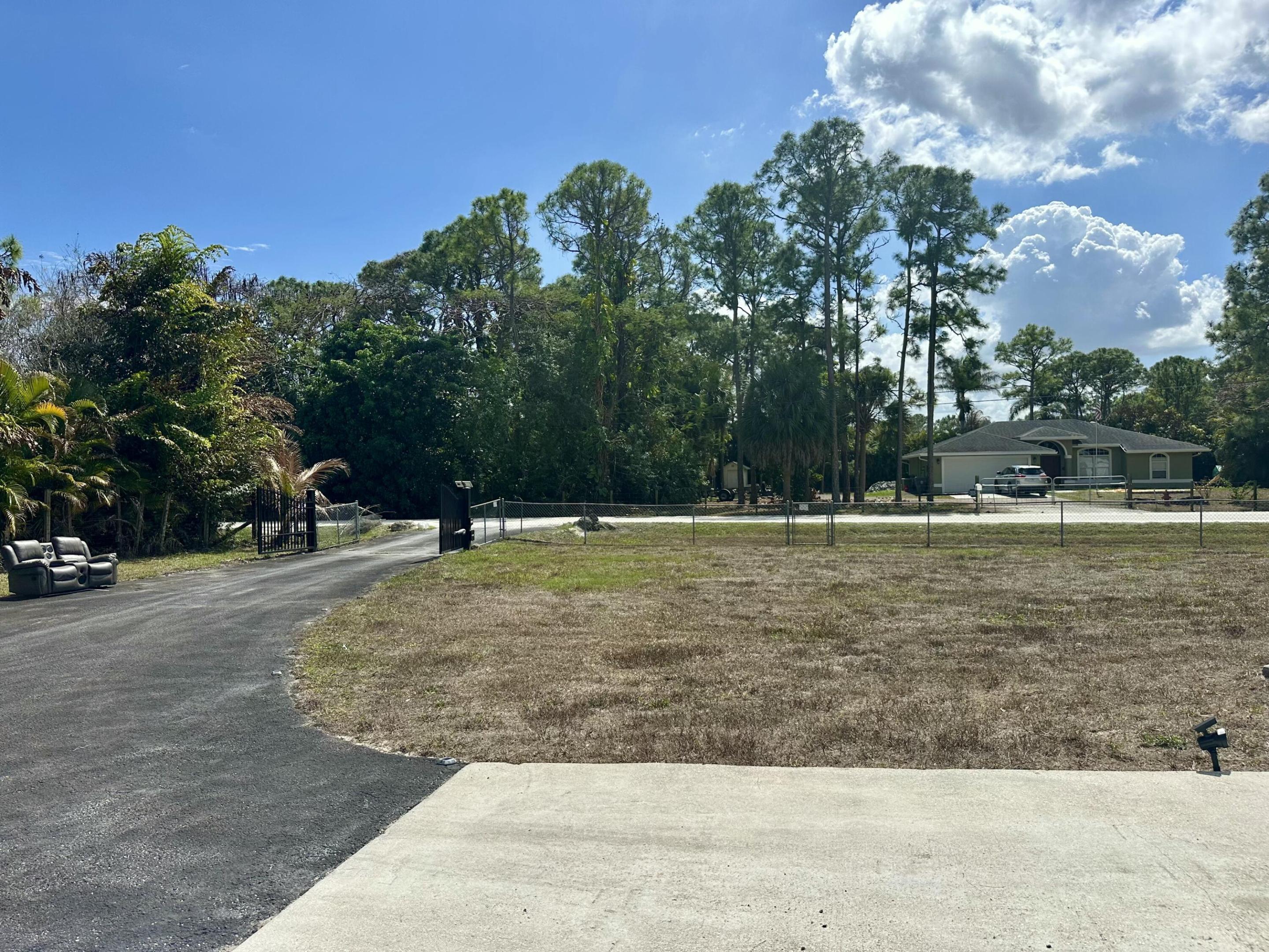 The Acreage - Residential