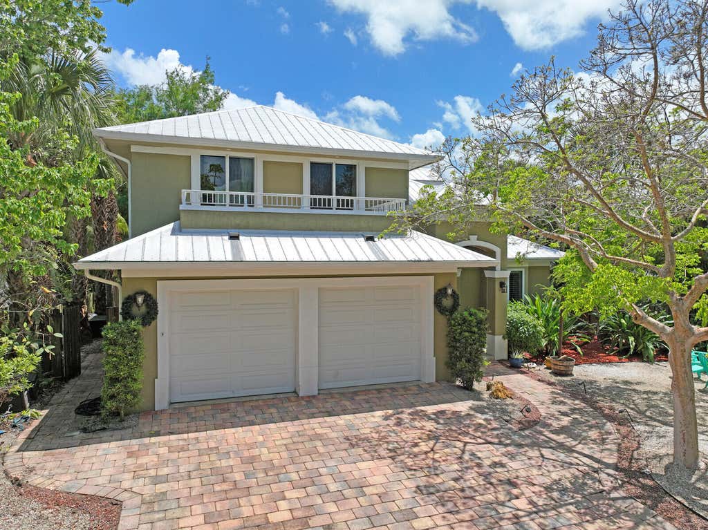 Photo of 3122 SW Lake Terrace, Palm City, FL 34990 (MLS # R10985459)