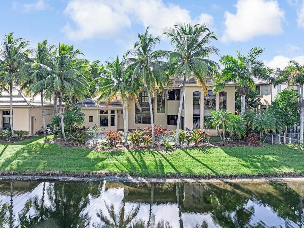 VERSAILLES - Residential Lease