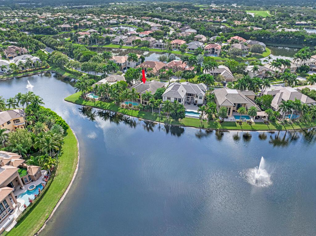 VERSAILLES - Residential Lease