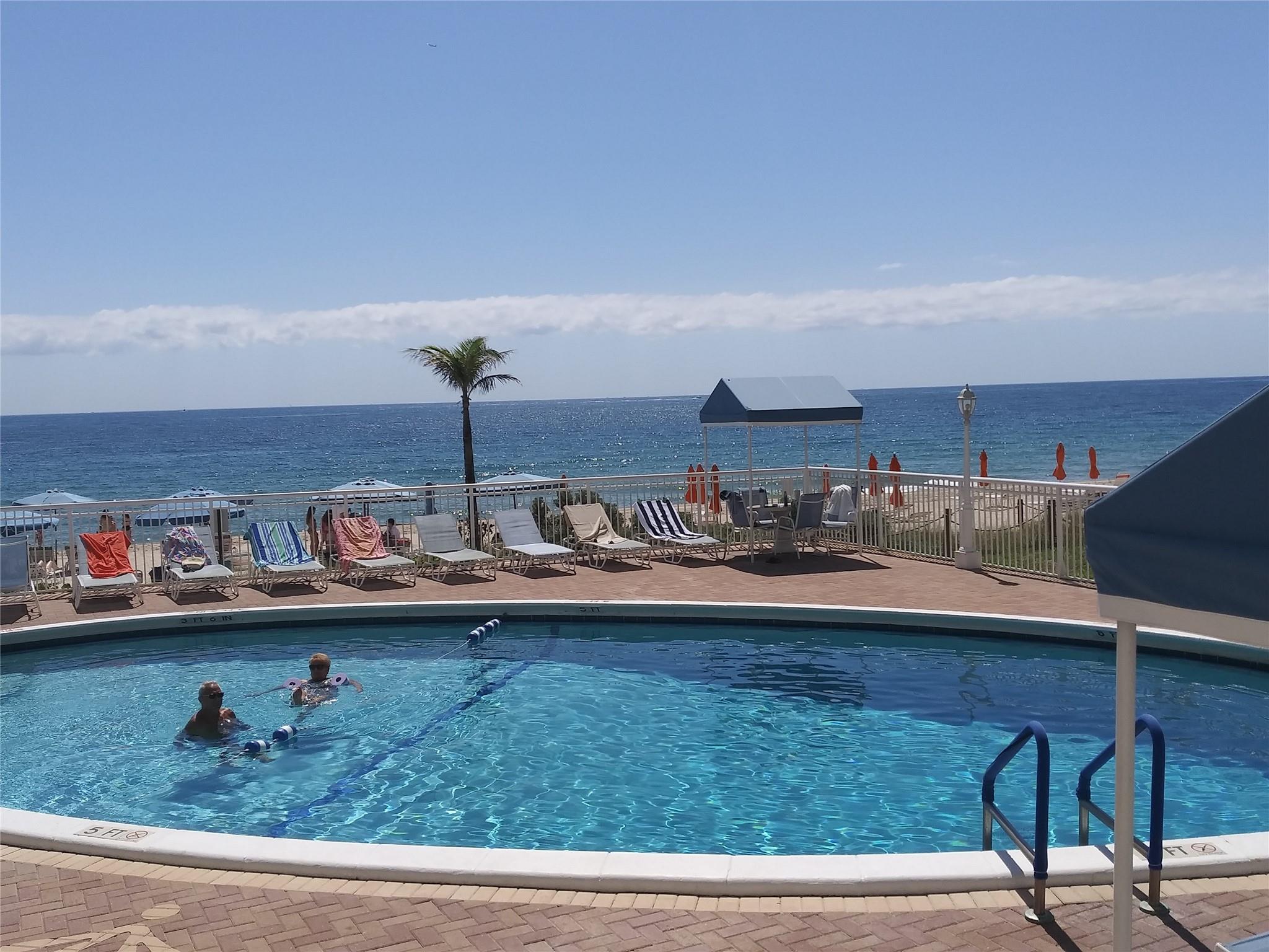 3850 Galt Ocean Drive 305