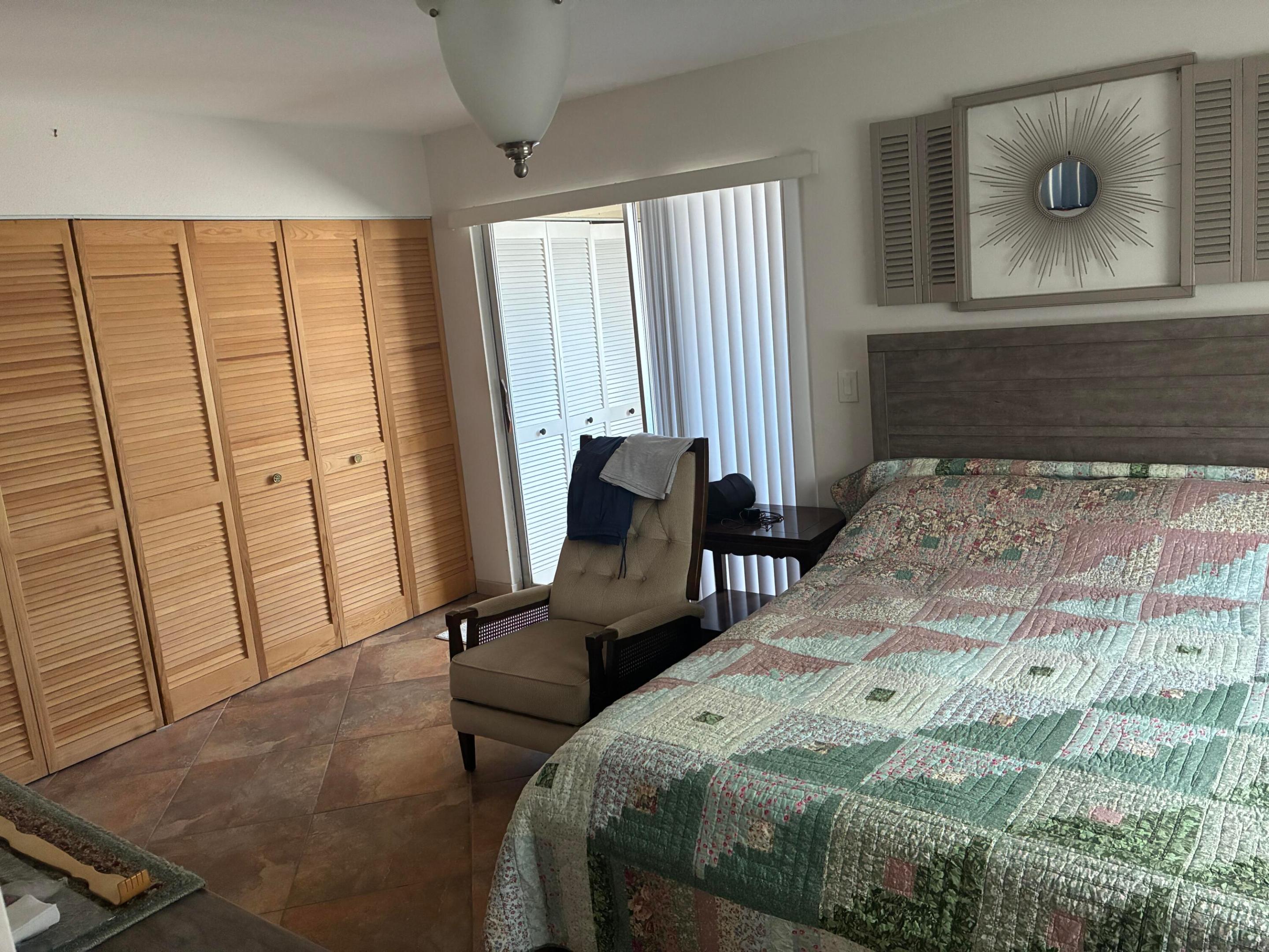 KINGS POINT - Residential