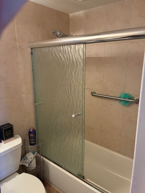 Tiny photo for 283 Saxony F, Delray Beach, FL 33446 (MLS # B26026391)