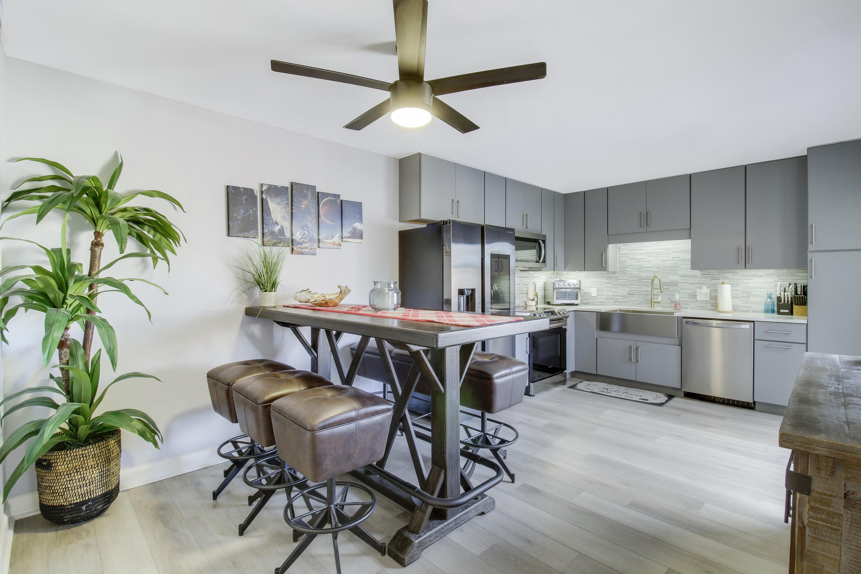 SANDALWOOD ESTATES - Residential Lease