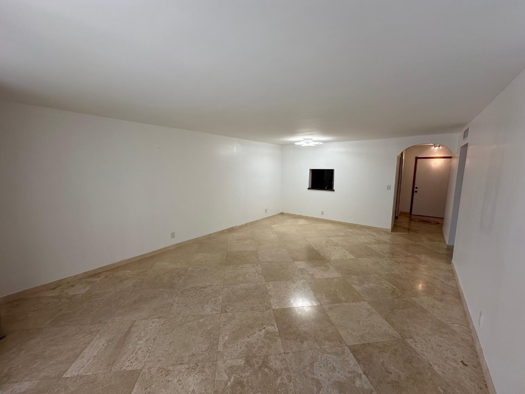 Meadowbrook Condo Apts Bl - Residential Lease