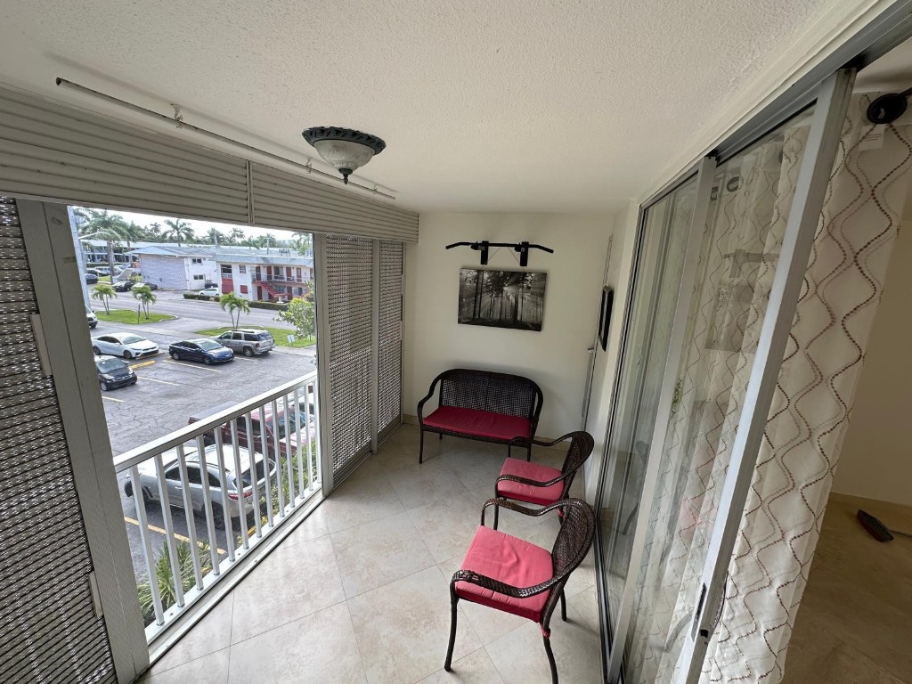 Meadowbrook Condo Apts Bl - Residential Lease
