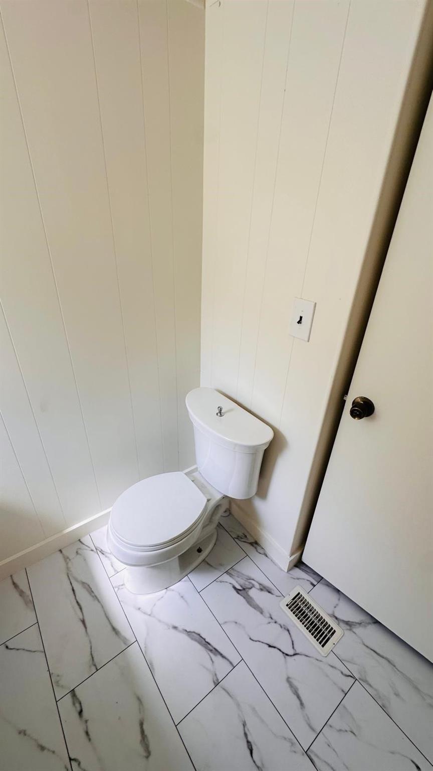 2031.10 - SEBRING MANOR - Residential