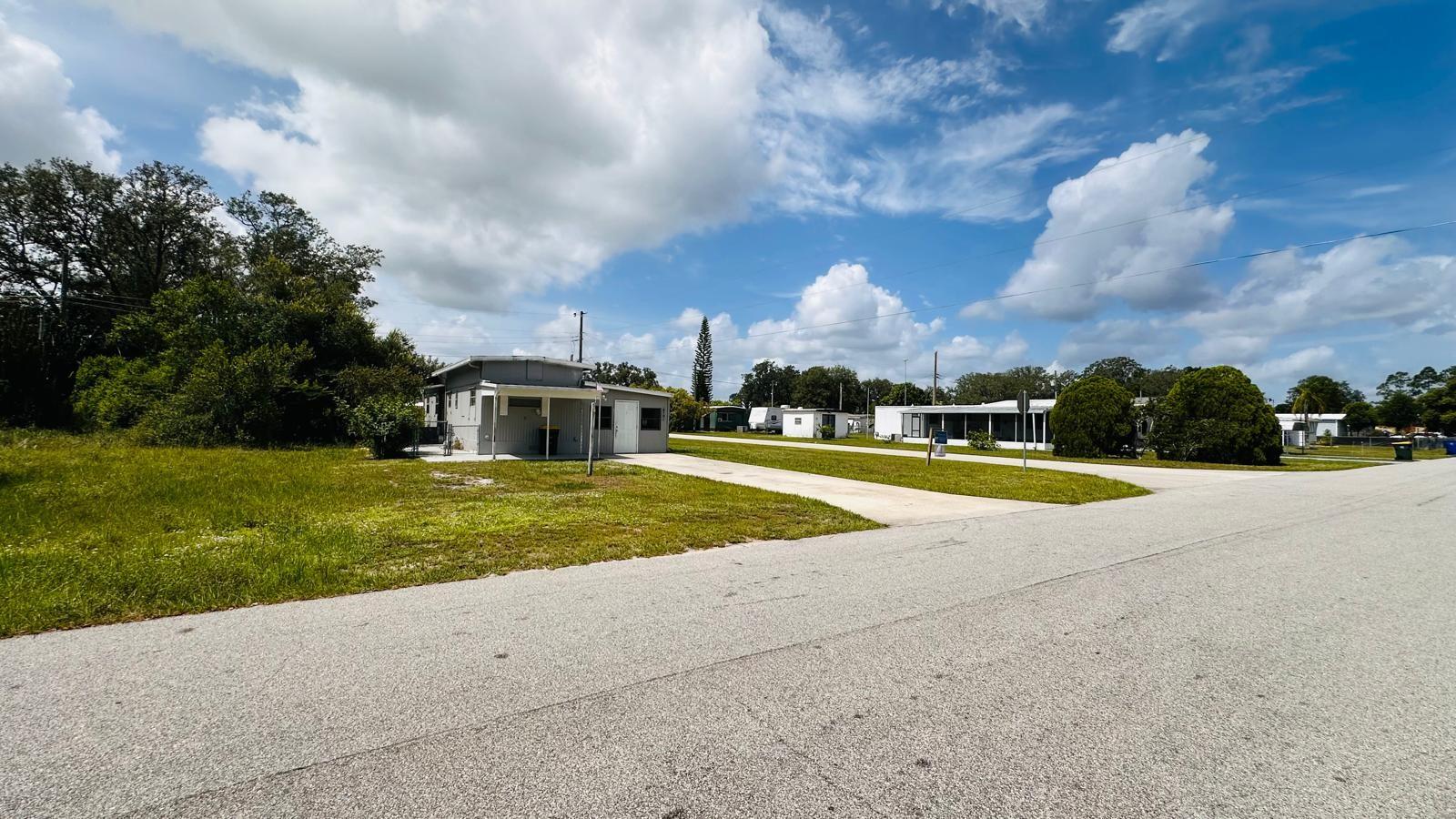 2031.10 - SEBRING MANOR - Residential