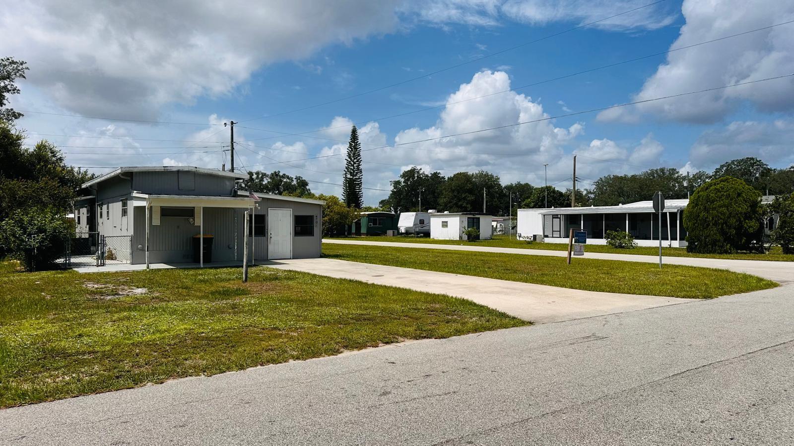 2031.10 - SEBRING MANOR - Residential