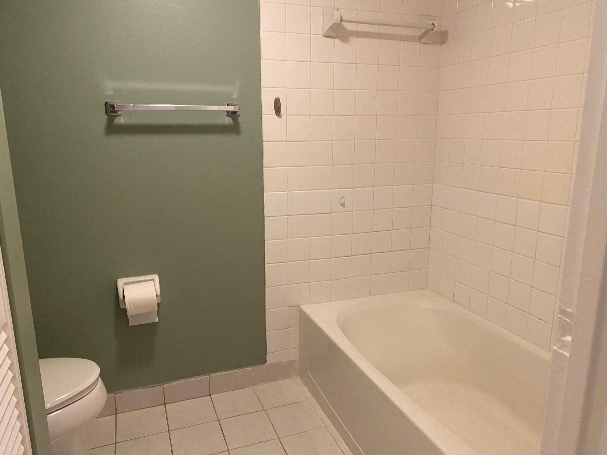 FOREST LAKES - Residential Lease