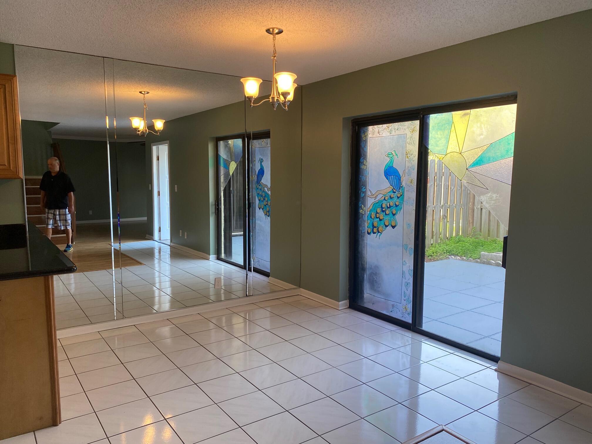 FOREST LAKES - Residential Lease