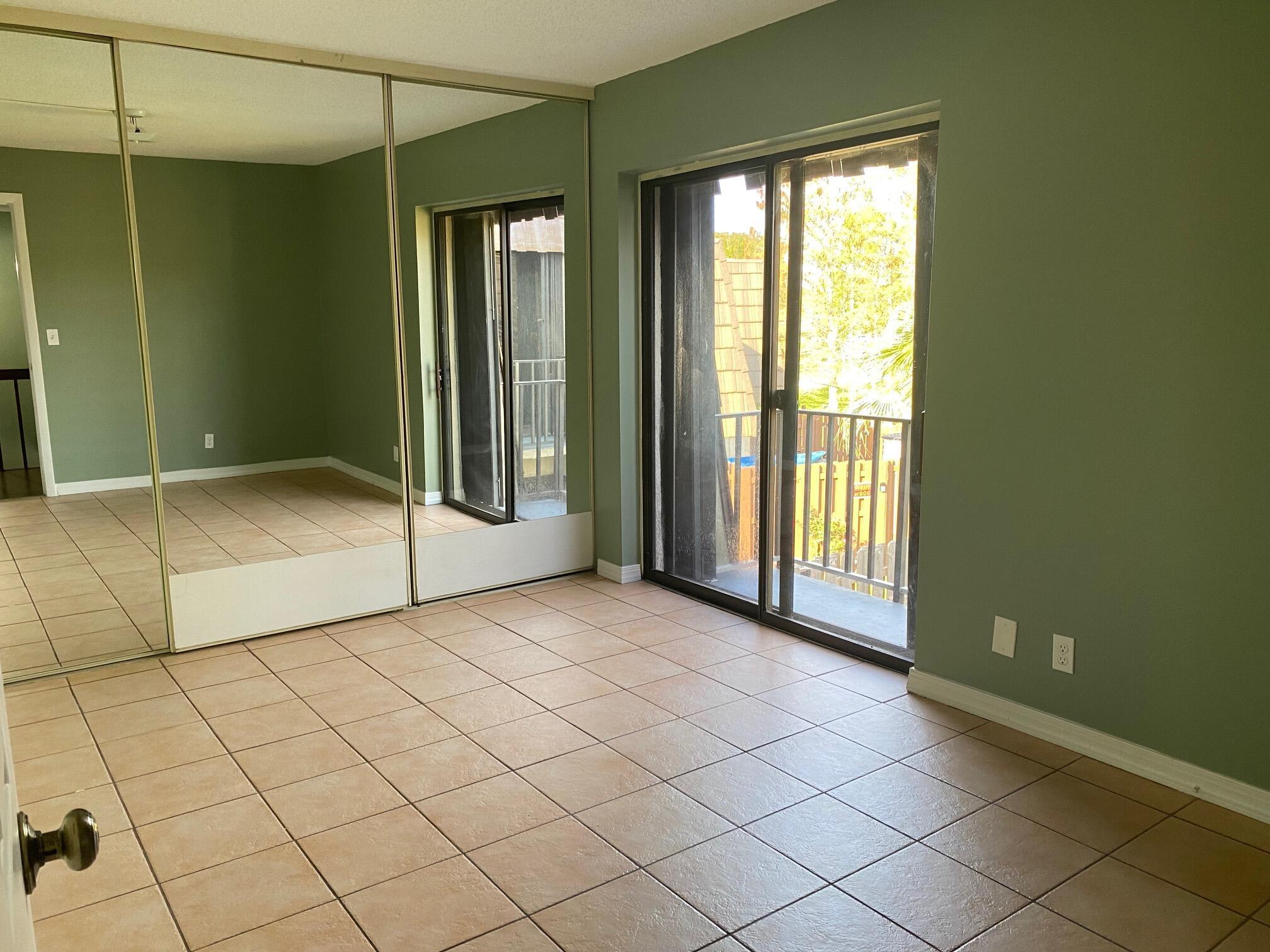 FOREST LAKES - Residential Lease