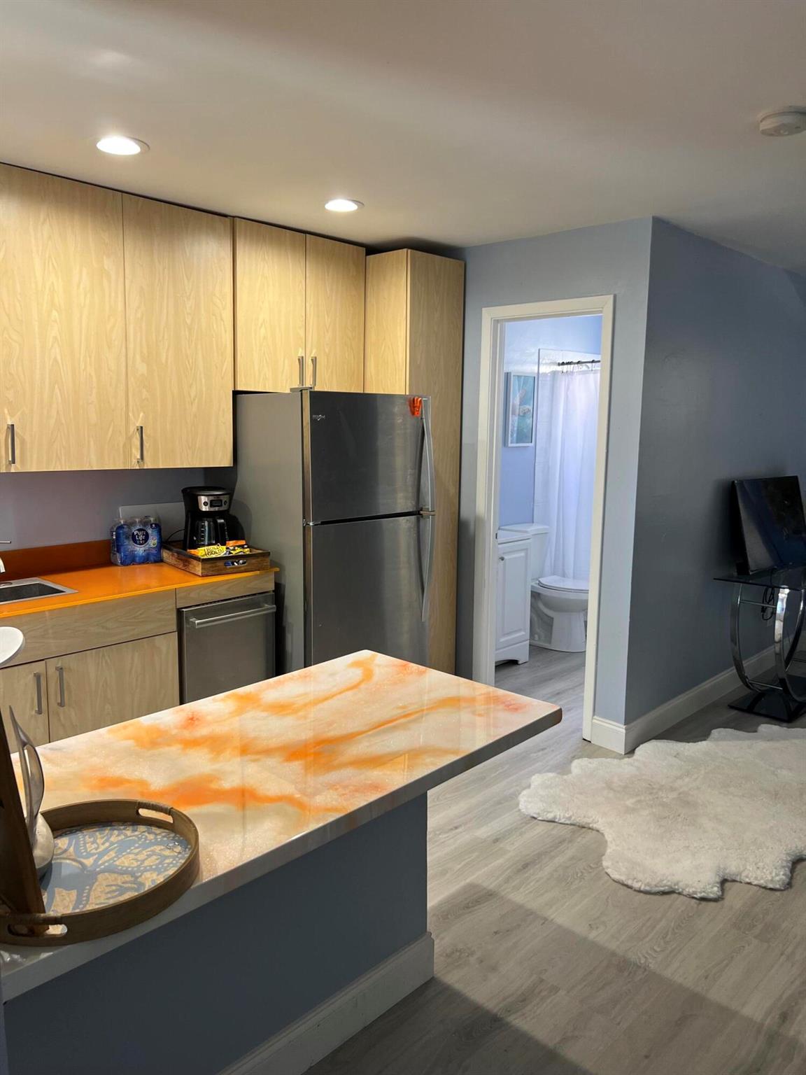 1081 SE Monterey Road 3-17