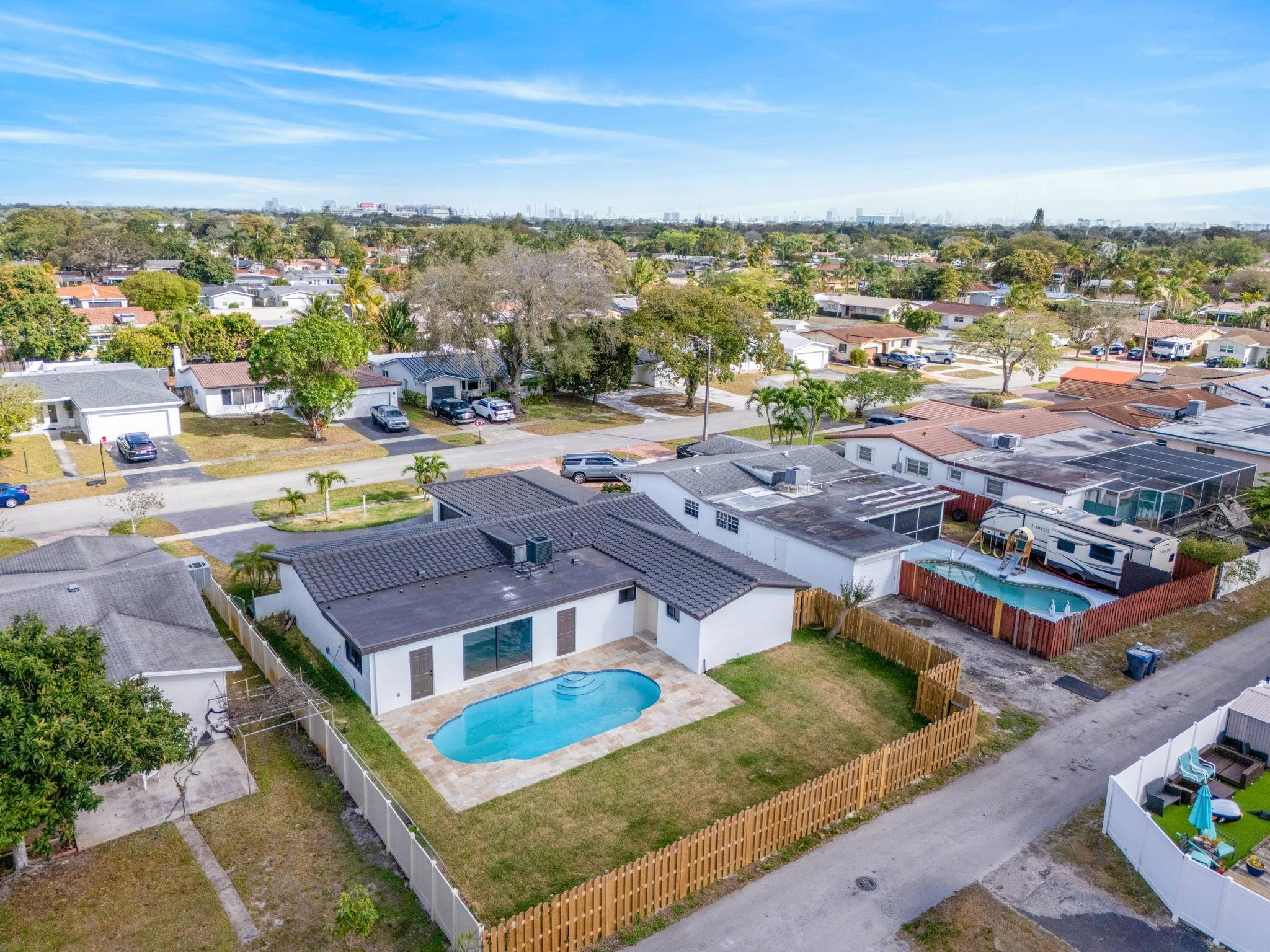 Hollywood Hills Amd 6-31 - Residential