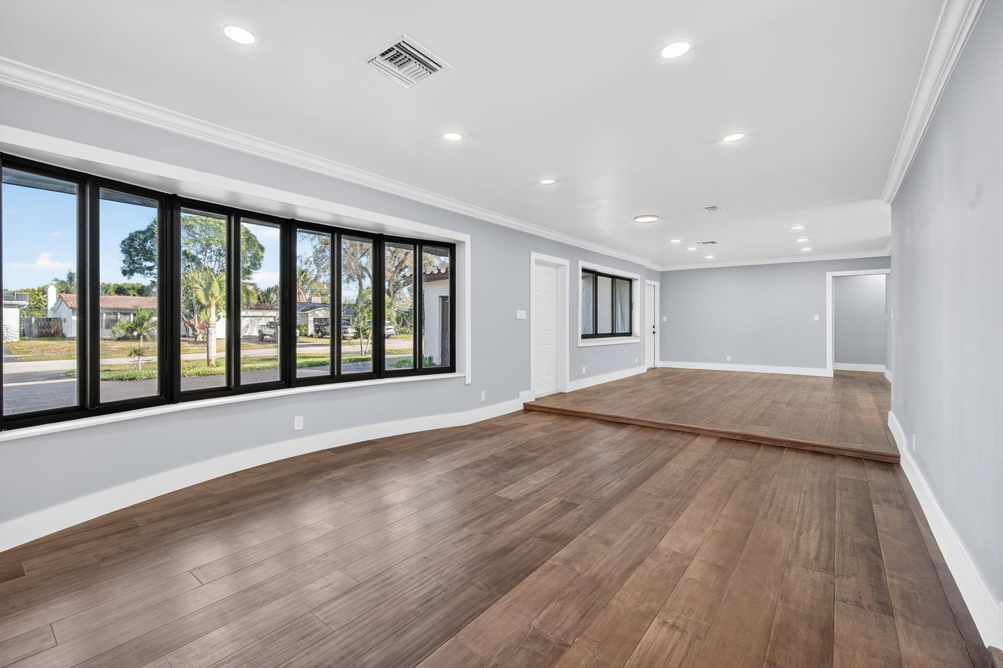 Hollywood Hills Amd 6-31 - Residential