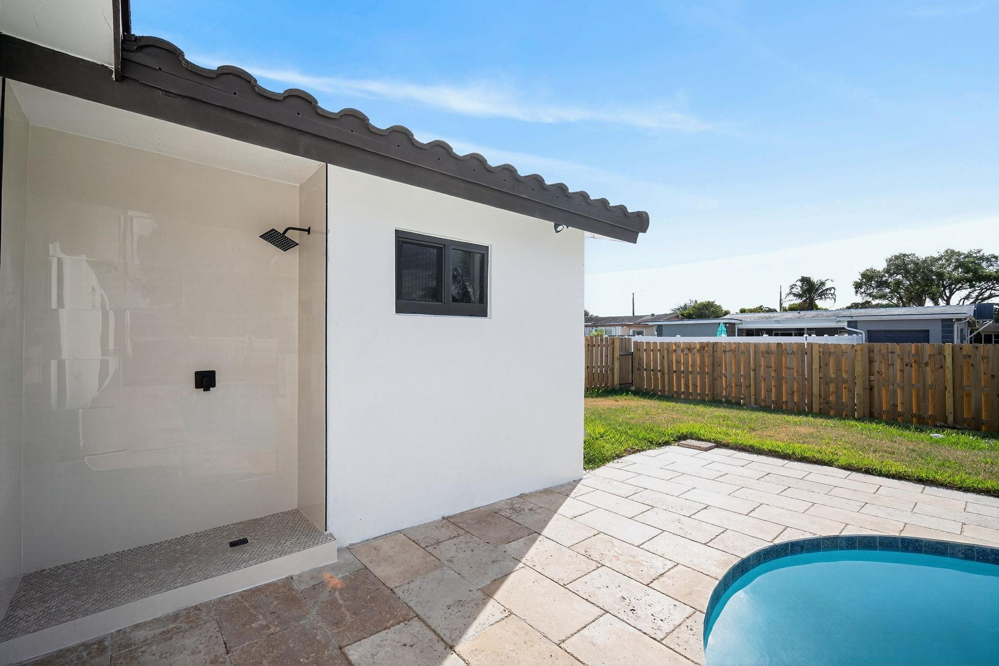 Hollywood Hills Amd 6-31 - Residential