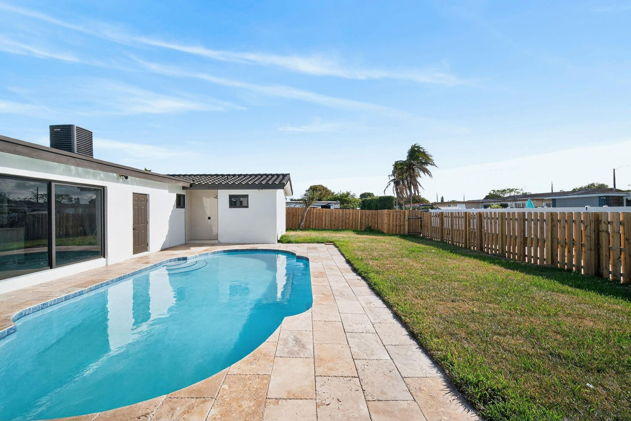 Hollywood Hills Amd 6-31 - Residential