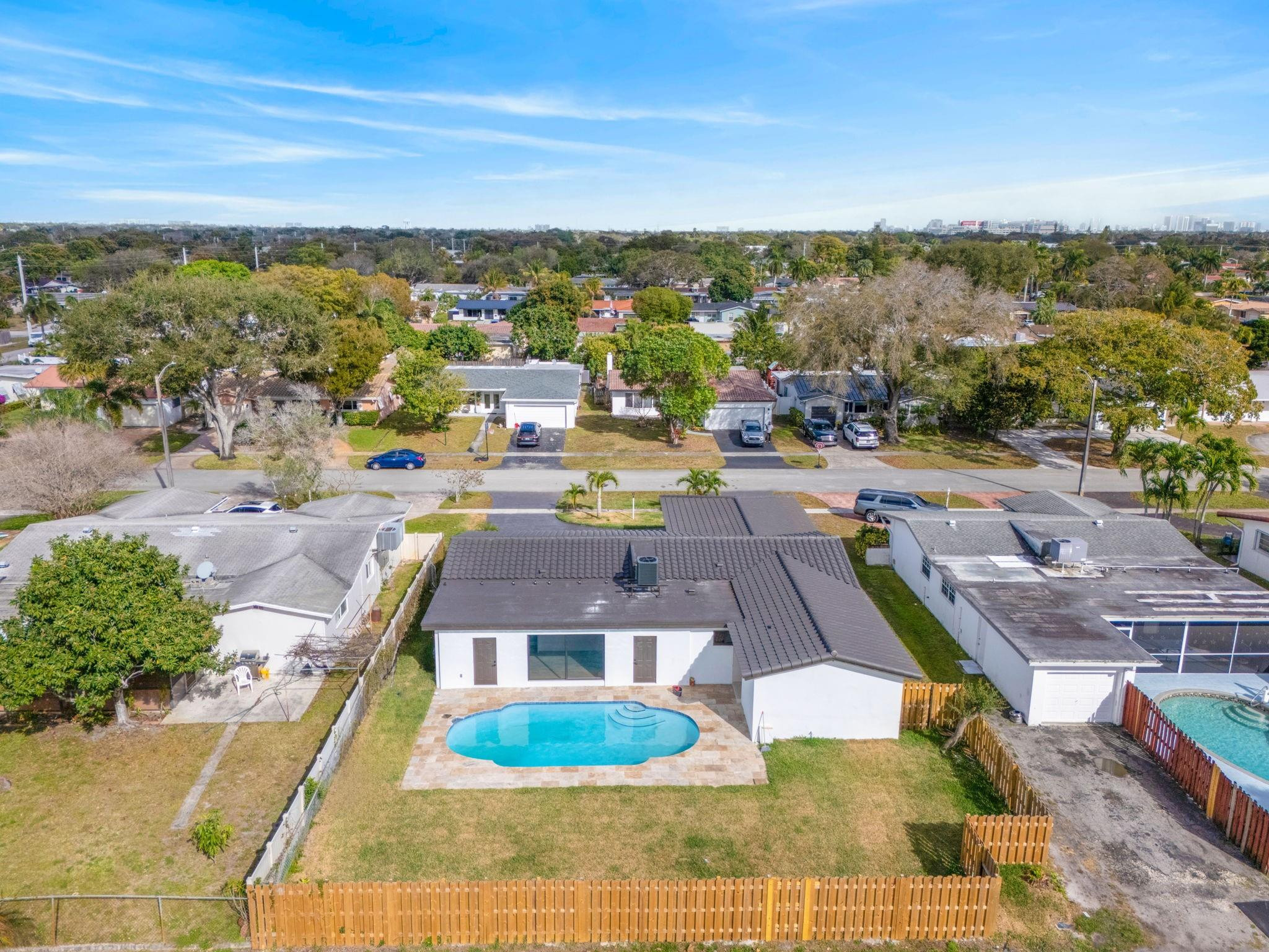 Hollywood Hills Amd 6-31 - Residential