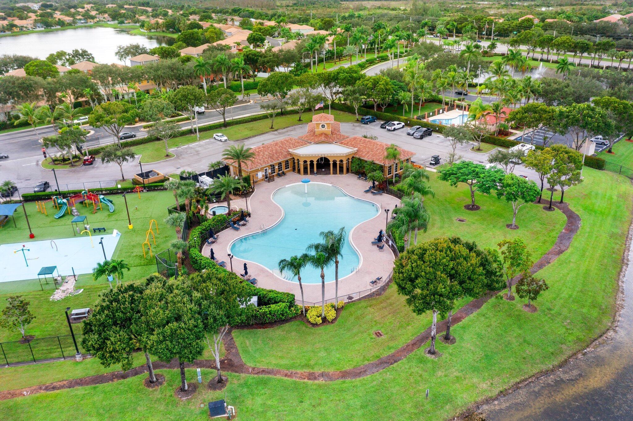 LIBERTY ISLES - Residential