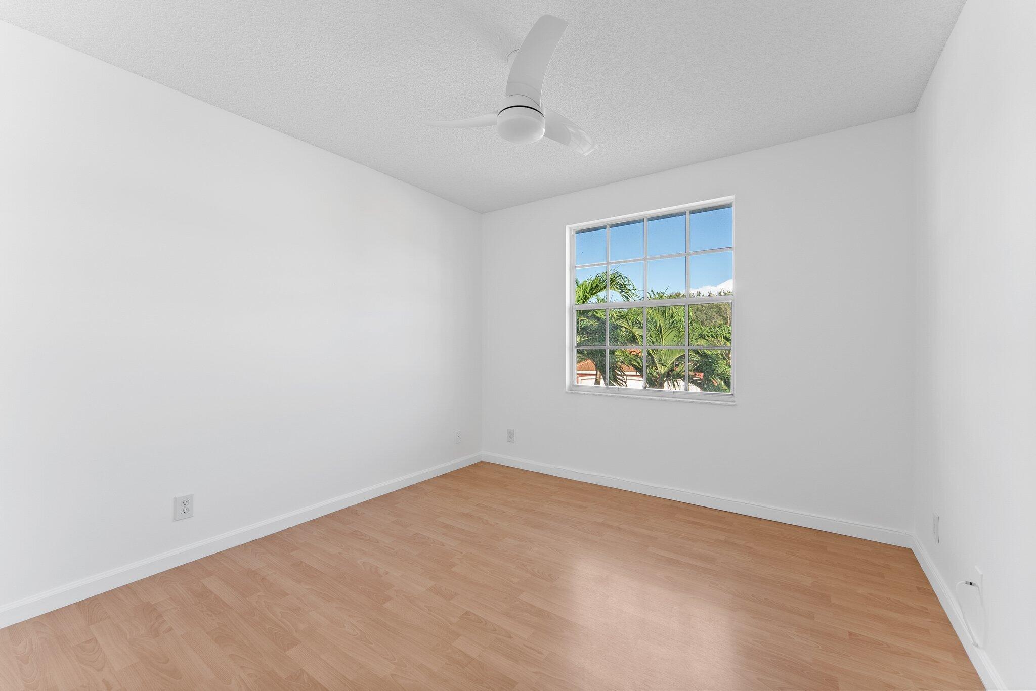 LIBERTY ISLES - Residential