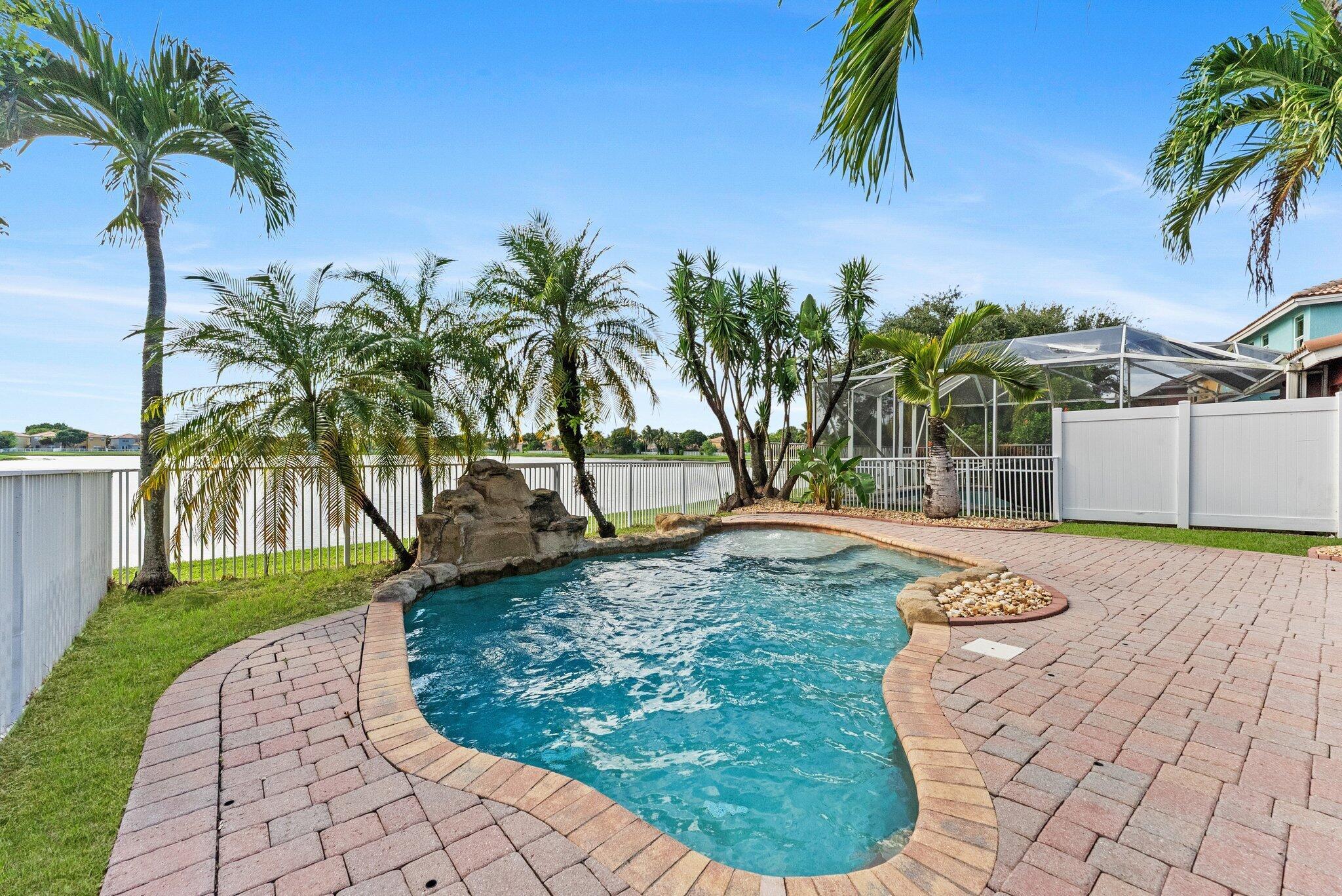 LIBERTY ISLES - Residential