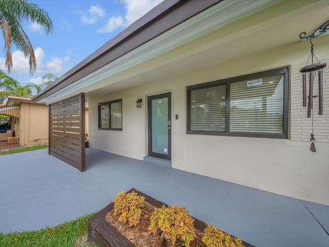 Photo of 381 NE 43rd Court, Oakland Park, FL 33334 (MLS # B26023086)