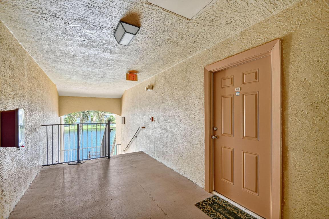 4180 San Marino Boulevard 304