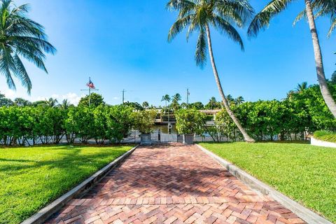 A home in Lake Worth Beach