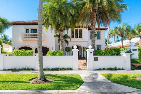 A home in Lake Worth Beach