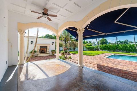 A home in Lake Worth Beach