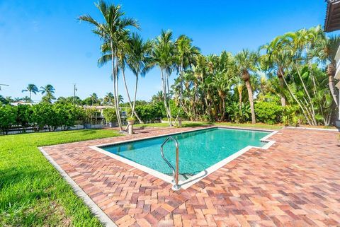 A home in Lake Worth Beach