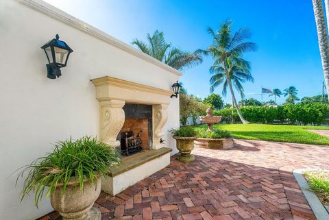 A home in Lake Worth Beach