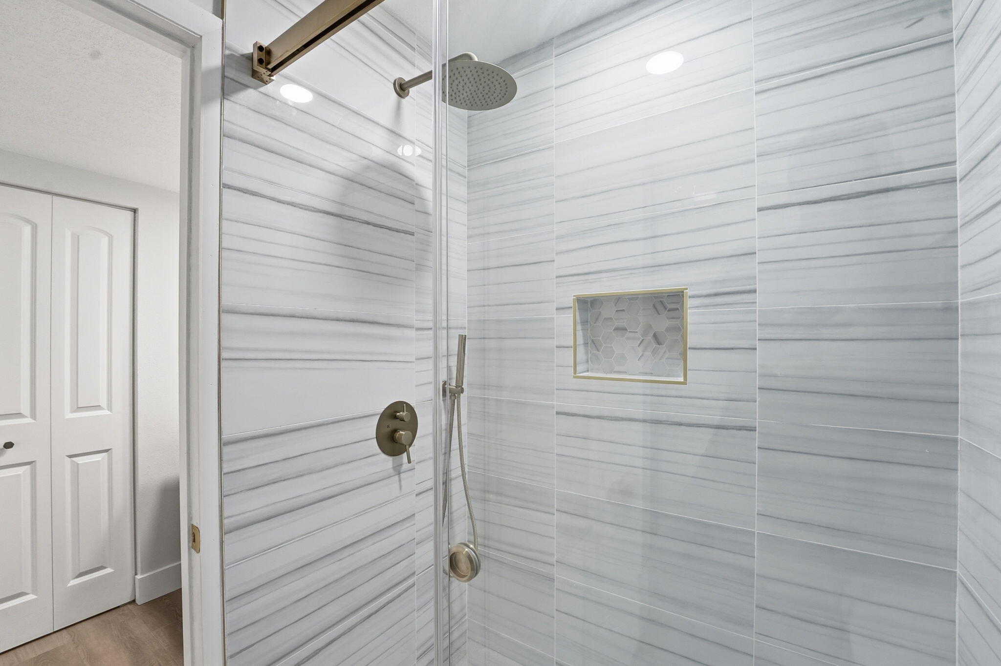 LUCERNE HOMES EAST 3 - Residential