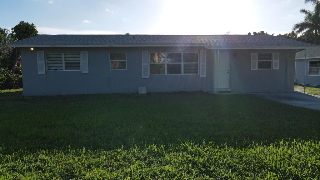Photo of 3230 Buccaneer Road #1, Lake Worth, FL 33462 (MLS # R11010076)