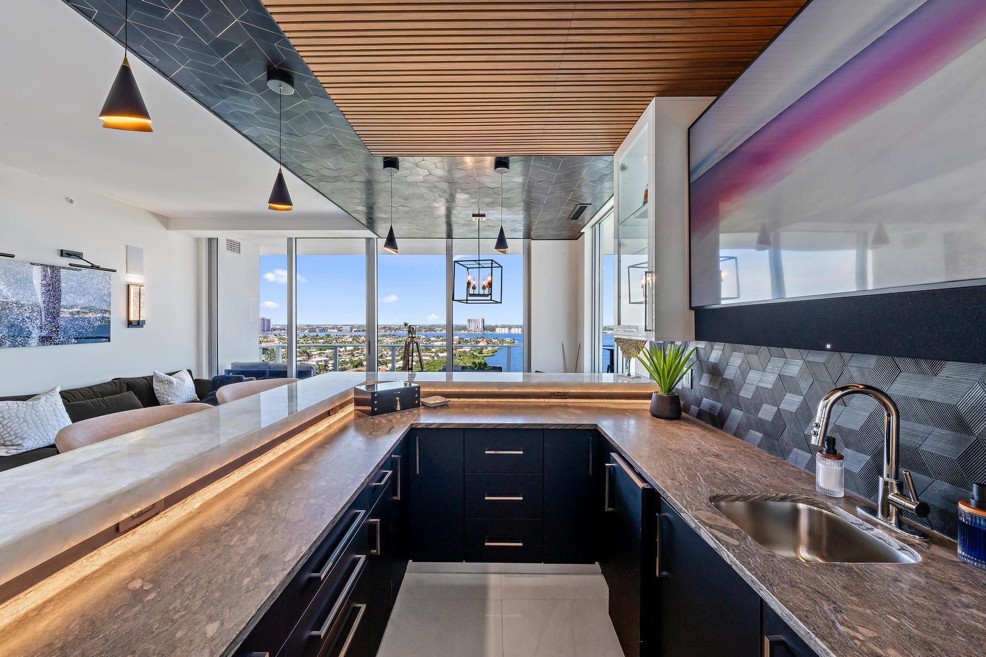 5000 North Ocean - Residential