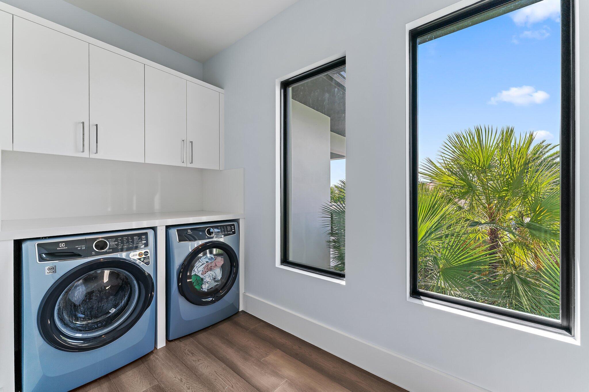 JUPITER RIVER ESTATES - Residential