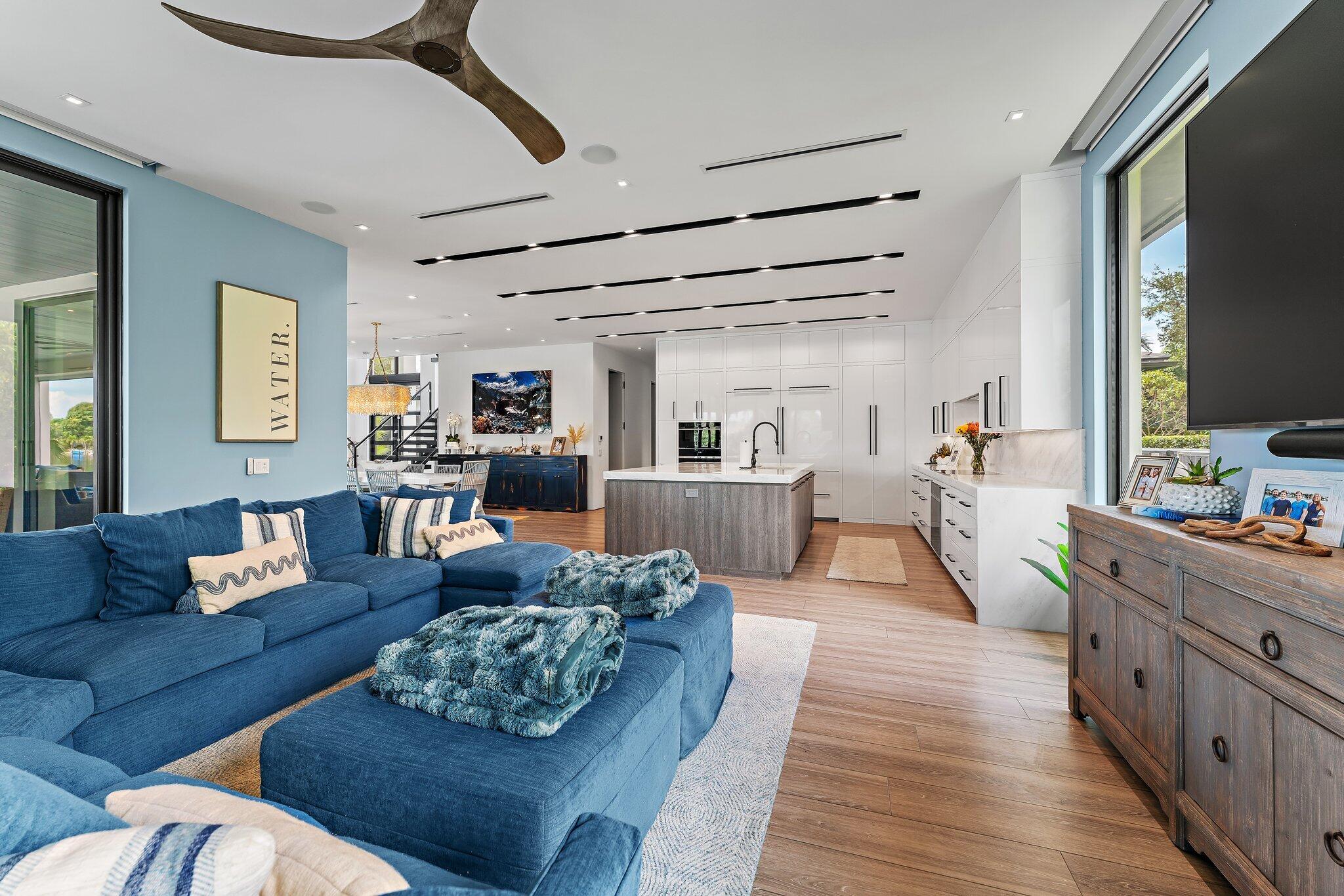 JUPITER RIVER ESTATES - Residential