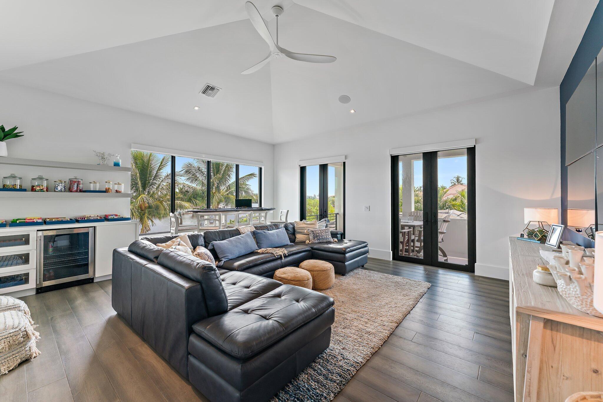 JUPITER RIVER ESTATES - Residential