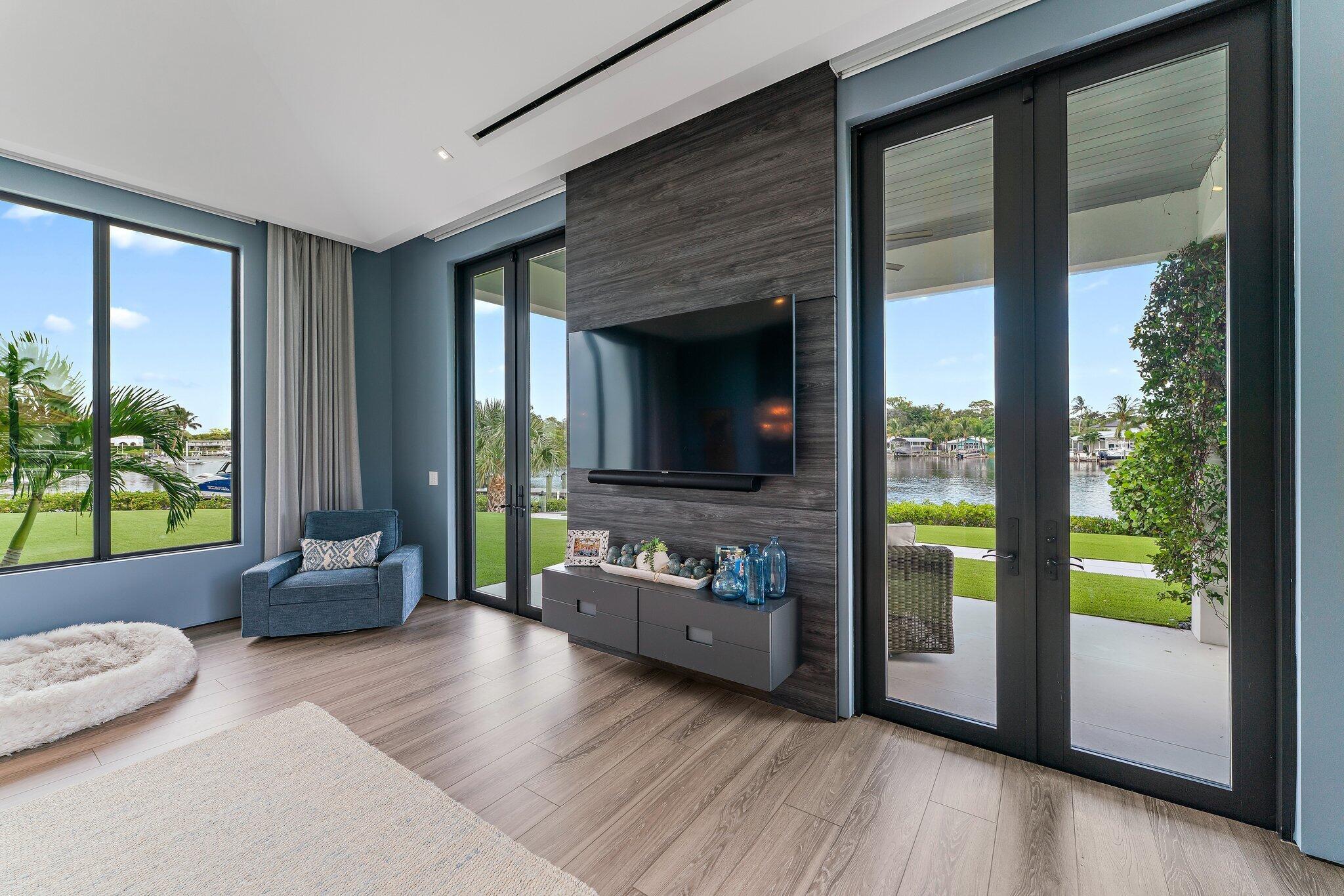 JUPITER RIVER ESTATES - Residential