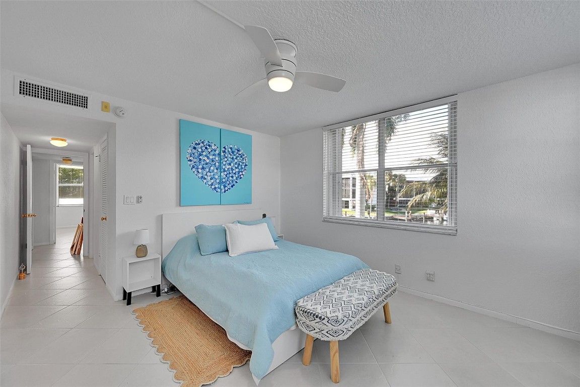 Island Club - Residential